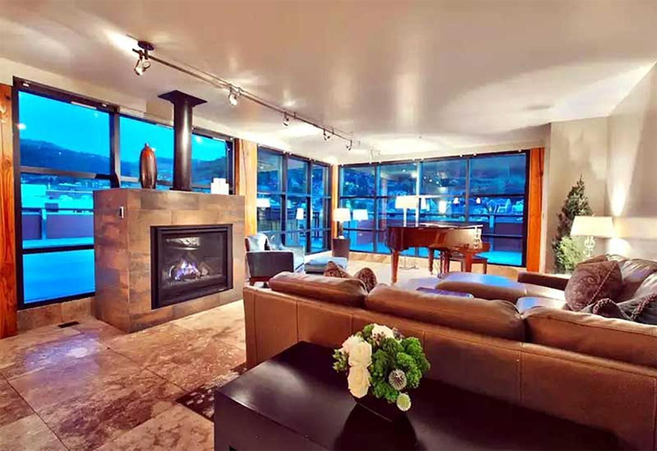 Main & Sky Villa Park City Exteriör bild