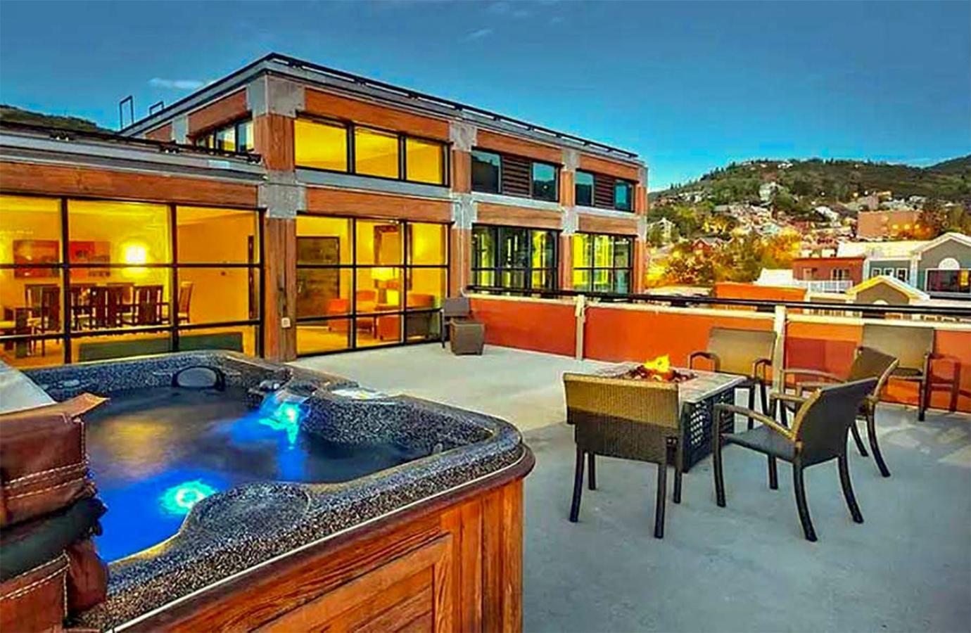 Main & Sky Villa Park City Exteriör bild